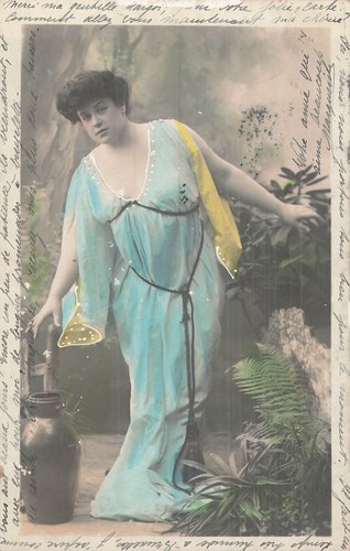 Femme elegante robe - elegante, traine