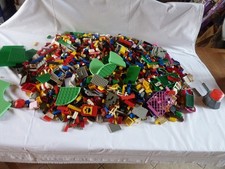 LEGO LOT VRAC PRES DE 10 KILOS BRIQUES DIVERSES PLAQUES ETAT CORRECT