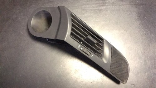 Grille ventilation avant - de,