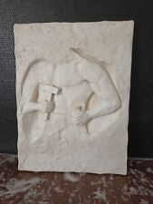 Grand Bas-relief en Staff : "La Sculpture de l'Accomplissement"