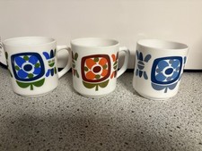Ensemble de 3 Mugs / tasses publicitaires en Arcopal vintage modèle Mobil