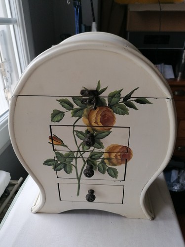 Armoirette rose petit - -, meuble