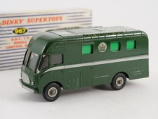 Dinky Toys GB n° 967 camion BBC TV Mobile control Room en boite 1/43
