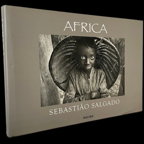 Africa sébastiao salgado - -,