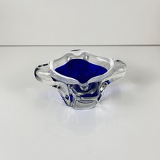 Cendrier vintage verre soufflé style Murano – bleu cobalt & liseré blanc, 1970