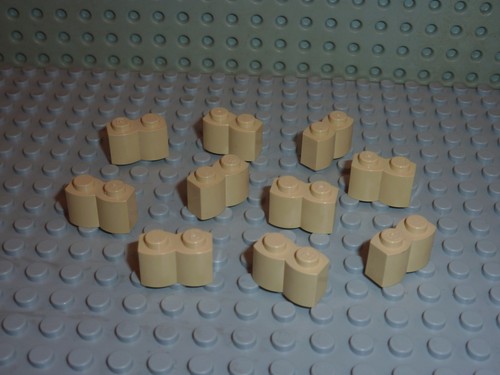 Lego bricks tan ref 30136 - 10,