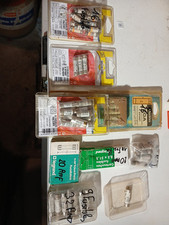  lot 87  Fusibles Porcelaine LEGRAND , BRICORAMA 10 Amp 16 , 20 , 25 et 32 Amp 