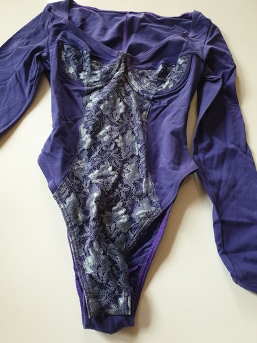 Justaucorps violet dentelle - violet/dentelle, 95