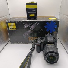 Appareil photo numérique 14,2 mégapixels Nikon D D3100 - Noir (Kit avec objectif AF-S DX VR 18-55 mm)