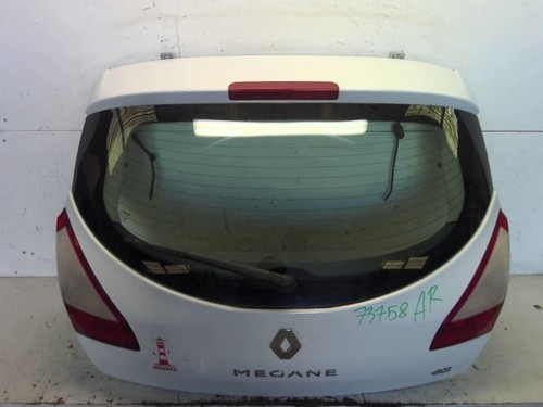 Malle hayon arriere renault - malle/hayon,