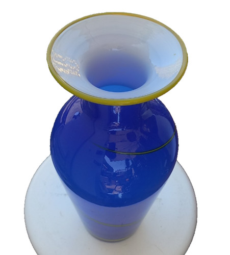 Vase verre bleu filet jaune