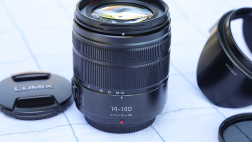 Zoom panasonic lumix 140 f - zoom,