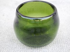 Petit vase verre signé Claude