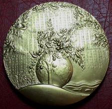 Green planet protection Calendar 2008 heavy 644gr medal Mayot