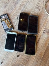 LOT 5 TELEPHONES (Samsung 