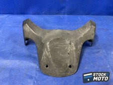 Cache plastique sur réservoir Honda CBR 125 R de 2004 à 2006.