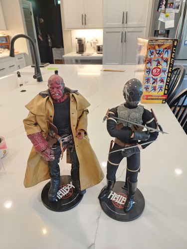 2004 sideshow hellboy - hellboy, &