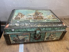 boite à biscuits en tôle