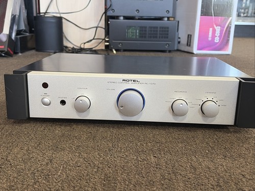 Rotel 1070 silver - rc-1070,