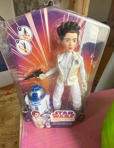 Poupée leia r2d2 star wars - leia,