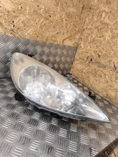 Optique avant principal droit