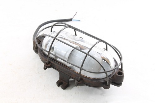 Ancienne lampe industrielle - ancienne,