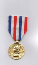 MÉDAILLE  DU TRAVAIL -