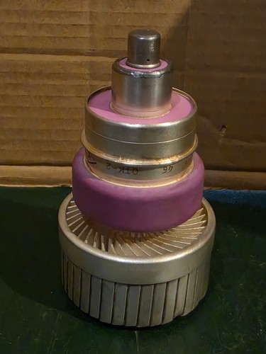 Tube triode haute fréquence - tube,