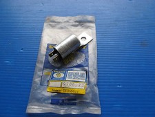 Condensateur antiparasite pour Peugeot 104, 204, 304, 305, 505