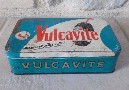 Ancienne boites métal - , fer