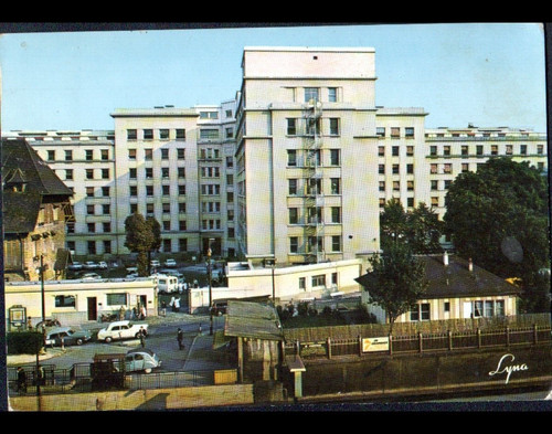 Suresnes citroen 2cv - &,