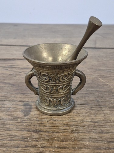 Ancien mortier laiton - mortier, en