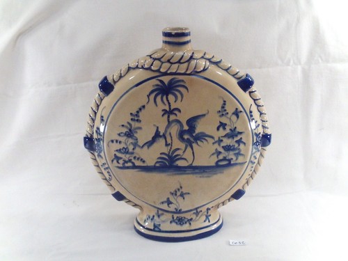 Ancienne gourde cordée - , en