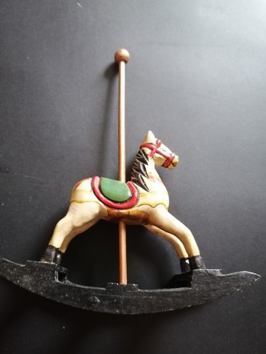 Petit cheval bascule - cheval,