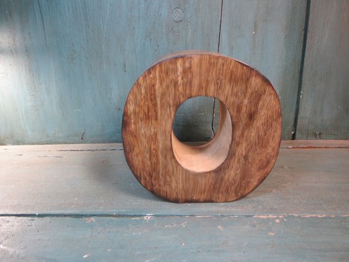 Belle lettre bois massif - bois, o
