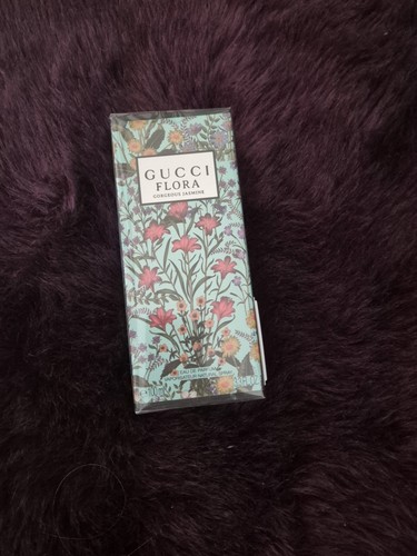Gucci flora georgous jasmine - flora,
