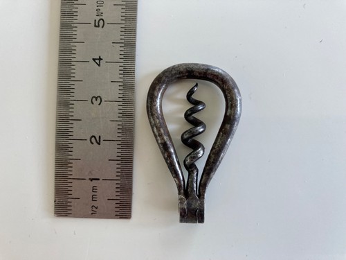Ancien tire bouchon pliable - , en