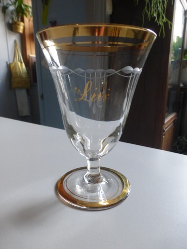 Ancien verre pied gravé - ancien, a
