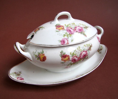 Ancienne saucière - ancienne,