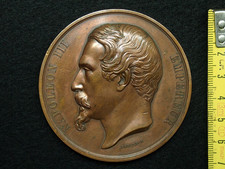 MEDAILLE (main) DOMARD.F. 68mm