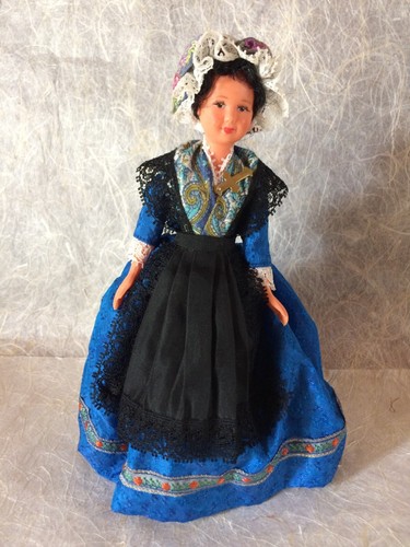 Poupee folklorique - poupee,