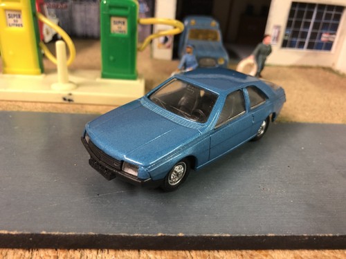 Renault fuego 1980 43 - de, 1/43