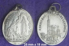 médaille XIXè en argent BASILIQUE NOTRE DAME DE LOURDE / L'IMMACULLEE CONCEPTION