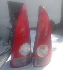 feu arriere droit ou gauche Renault espace 4,2.2l dci de 2003,150 cv