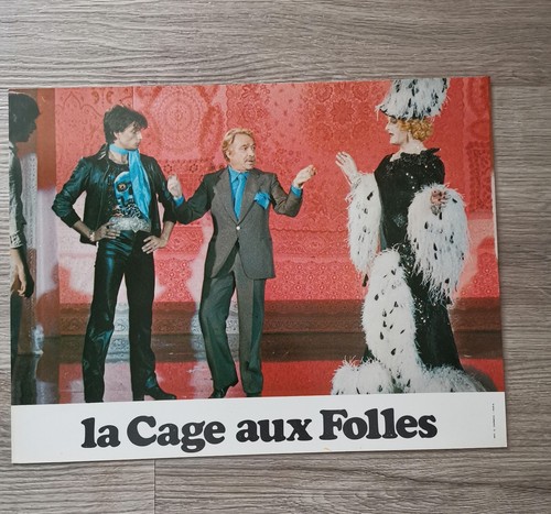 Photo originale cage aux - cage,