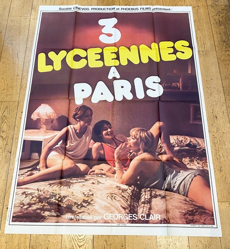 Lycéennes paris affiche - À,