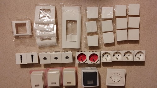 Lot x35 prises - de,