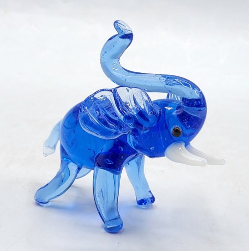Sculpture figurine zoomorphe