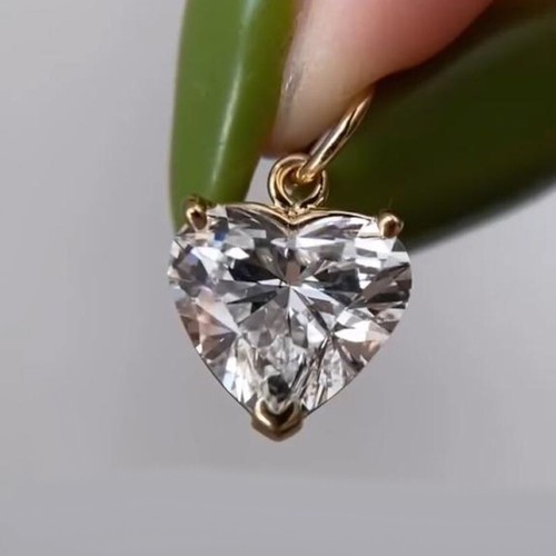 Rare pendentif ct blanc - pendentif,