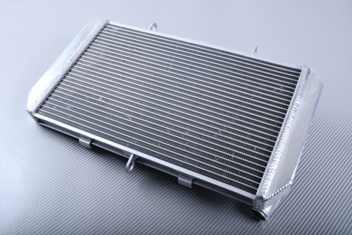 Radiateur eau type - type, racing